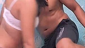 mi esposa cogiendo escondidas con el vato de al lado 😈🍑💦 huge ass pounding!