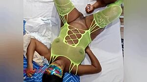 amateur puta squirts hard right in my mouth during hot fuck