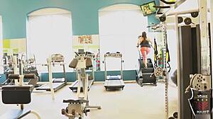 oh man chunky sofia rose getss her fat pussy dicked deep on kitchen counter by rome major