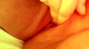 wet pussy fingering clit masturbation gets so juicy