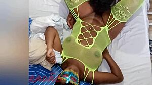 amateur puta squirts hard right in my mouth during hot fuck