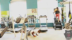 oh man chunky sofia rose getss her fat pussy dicked deep on kitchen counter by rome major