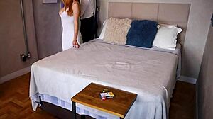 A Viúva Strawberry rides black monster cock doggystyle juicy pussy screaming