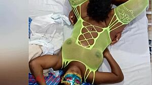 amateur puta squirts hard right in my mouth during hot fuck