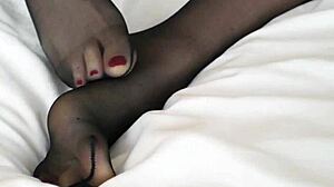 Babe's Feet Jizzed After Golden Shower Cumshot Fetish