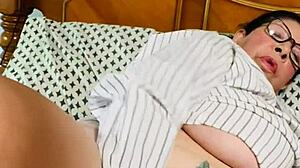 Does fat ass pussy crave your hard thrusts?