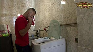 i called the tech to fix machine and take face cream shot