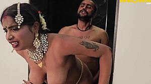 hey boyfriend come fuck your hungry indian mature bhabhi hard right now