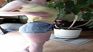 whoa check this fit girl's round ass in all those panties 🔥🍑