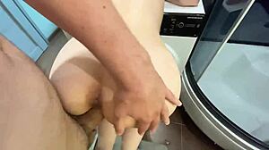 wanna see perfect creampies flooding tight pussies on huge asses?