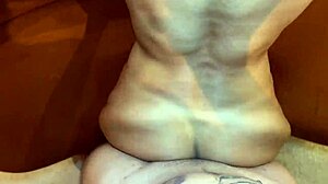 corninho leaves and i fuck his skinny wife pussy bareback riding