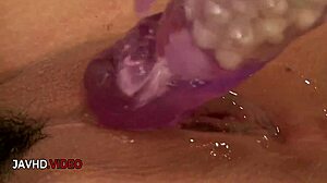 Masturbation goddess Yuno Shirasu fingers her JAV milf pussy blissfully