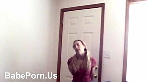 Horny Slut Babe Sucks Banana Like a Thick Cock Dripping Wet