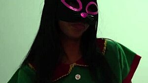 hey sexy brunette wanna flash that ass for my massage fantasy?