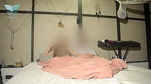 isis sun chats with blond boyfriends about fingering her pussy during masturbation fun