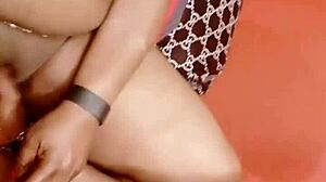 wanna see this hairless shaved pussy take cock deep??