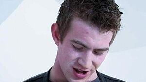 Glamour babe teases huge cock with wet pussy before quickie facial cumshot finish