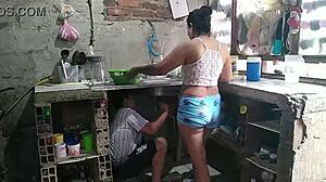 i call neighbor for pipe fix she pleasures me