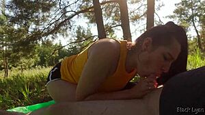 Juicy ponytail girlfriend bts picnic blowjob outdoor quickie huge cumshot on ass