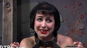 DOMINATRIX BITCH CHOKES SLUT ON MASSIVE COCK IN SADOMASOCHISM RAMPAGE