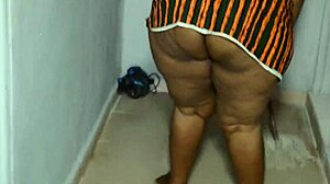 bbw ebony housewife queen vusi spreads her huge wet pussy, begging your dick to fill her up