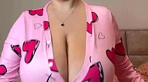 horny ebony slut deepthroats bbc then gets creamy ass pounded hard