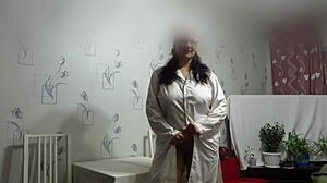 doctor fists nurse vagina then masturbates her in hospital