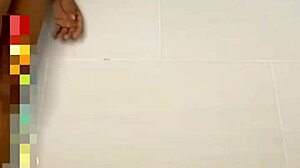 Skinny maniac shreds her ass with giant dildo