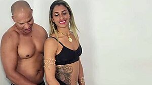 Casada offers tight ass to huge cock, cums hard outdoors