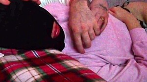 Married SLUT hides face for SLOPPY HEAD to keep affair secret