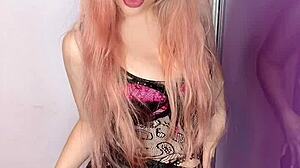 addicted to findom goaldigger mistress in stockings domination