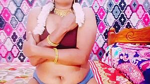 Listen to this indian housewife moaning her dirtiest telugu sex fantasies solo!