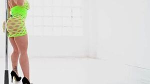 damn that perfect latina big ass bubble butt pole dancer takes monster cock pussy pounding