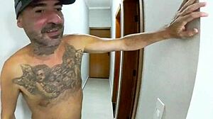 Hey stepmom and stepsis stuck so I fuck their asses quick