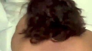 meti gostoso na mulher do corno flashing her mature pussy pov