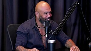 fazia got nervous thinking they'd fuck her ass during tattoo suruba exposure on sheer red... annie clementine watch