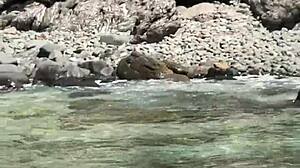 Hey caught hot japanese fucking outdoors on paradise island