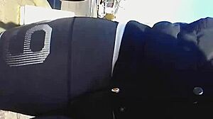 Holy Shit, Check This Outdoor Cameltoe Pussy Print Up Close!