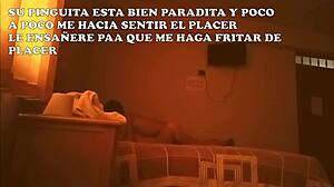 esposo me entrega a su ahijado para que lo estrene chupando su verga mientras me somete con esposas