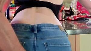 how does horny wife take fisting on kitchen counter without exploding?