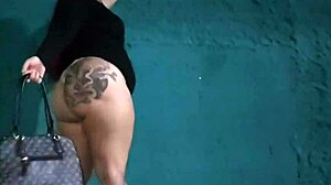 Sabrina Strong's giant ass stops traffic!