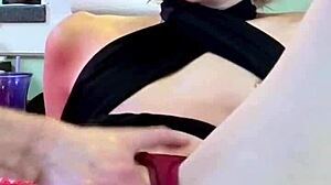 how does horny wife take fisting on kitchen counter without exploding?