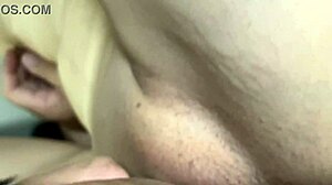 i'm in hawaii sharing my ex-celeb's pretty pussy for free service enjoy its beauty