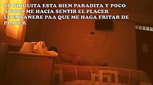 esposo me entrega a su ahijado para que lo estrene chupando su verga mientras me somete con esposas