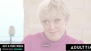 Sophia Sterling Watches Stepmom Dee Williams Face-Fuck Her BF's Huge Cock In Cuckquean Heat