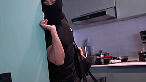 Stranger Eyes Big-Assed Brunette's Curves