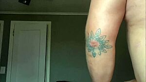 Worker Pauses Routine for Sloppy Cock Sucking and Intense Pussy Pounding Action