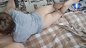 BLOWJOB SLUT SWALLOWS MESSY SPERM LOAD IN HOMEMADE CLOSE-UP