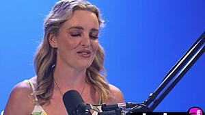 i feel so hot fingering my wet pussy naked like this