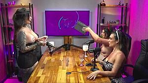 lulu chu's big tits bounce in playful tease 😍🍒